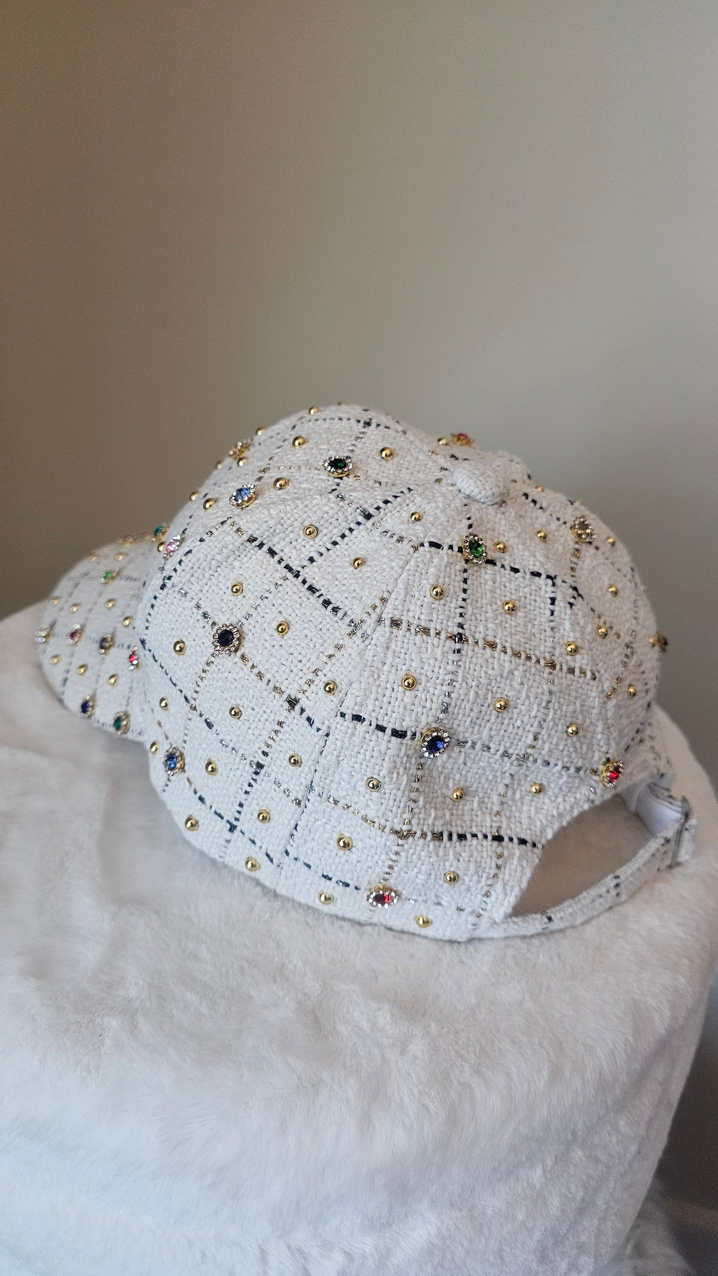 White GlitZ HatZ